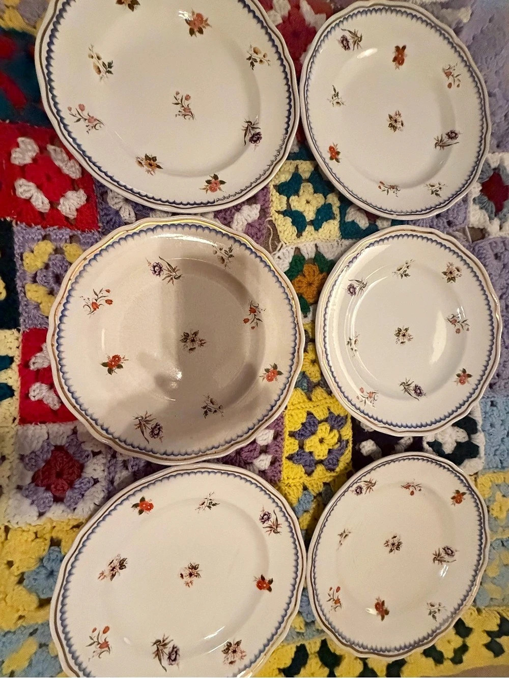 Wedgwood Floral Dinnerware Set White & Blue